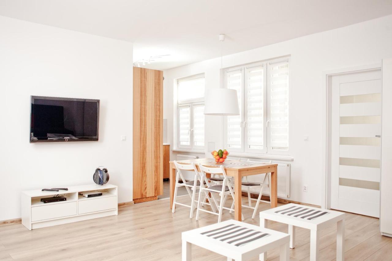 Apartament Alexandra กดิเนีย ภายนอก รูปภาพ