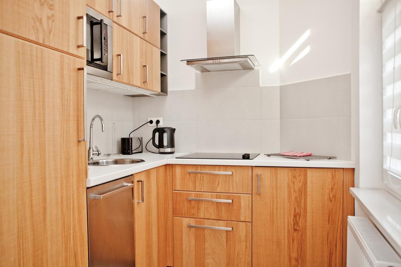 Apartament Alexandra กดิเนีย ภายนอก รูปภาพ